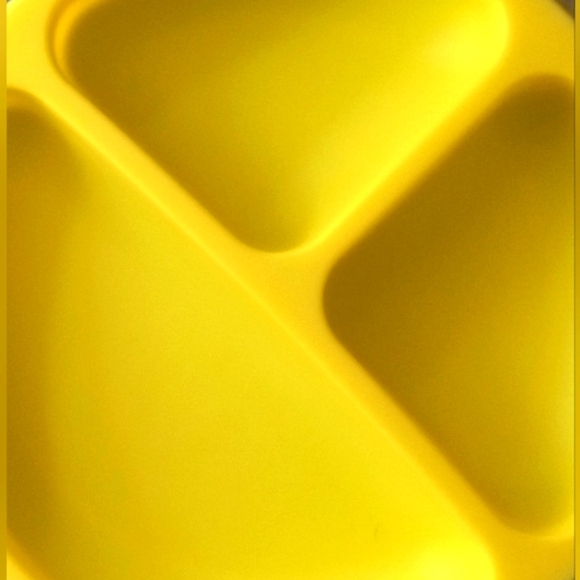 WeeSprout Silicone Divided Plates for Babies & Toddlers 100% Food-Grade Set of 3 - Picture 16 of 16